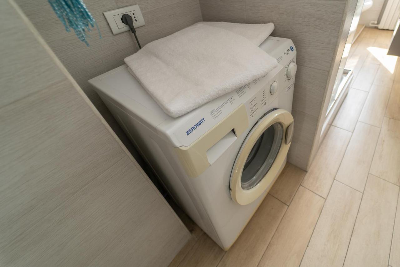 Central Apartment Milano ภายนอก รูปภาพ